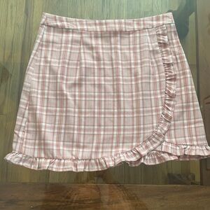 Sadie and Sage NWT small pink plaid mini skirt size medium